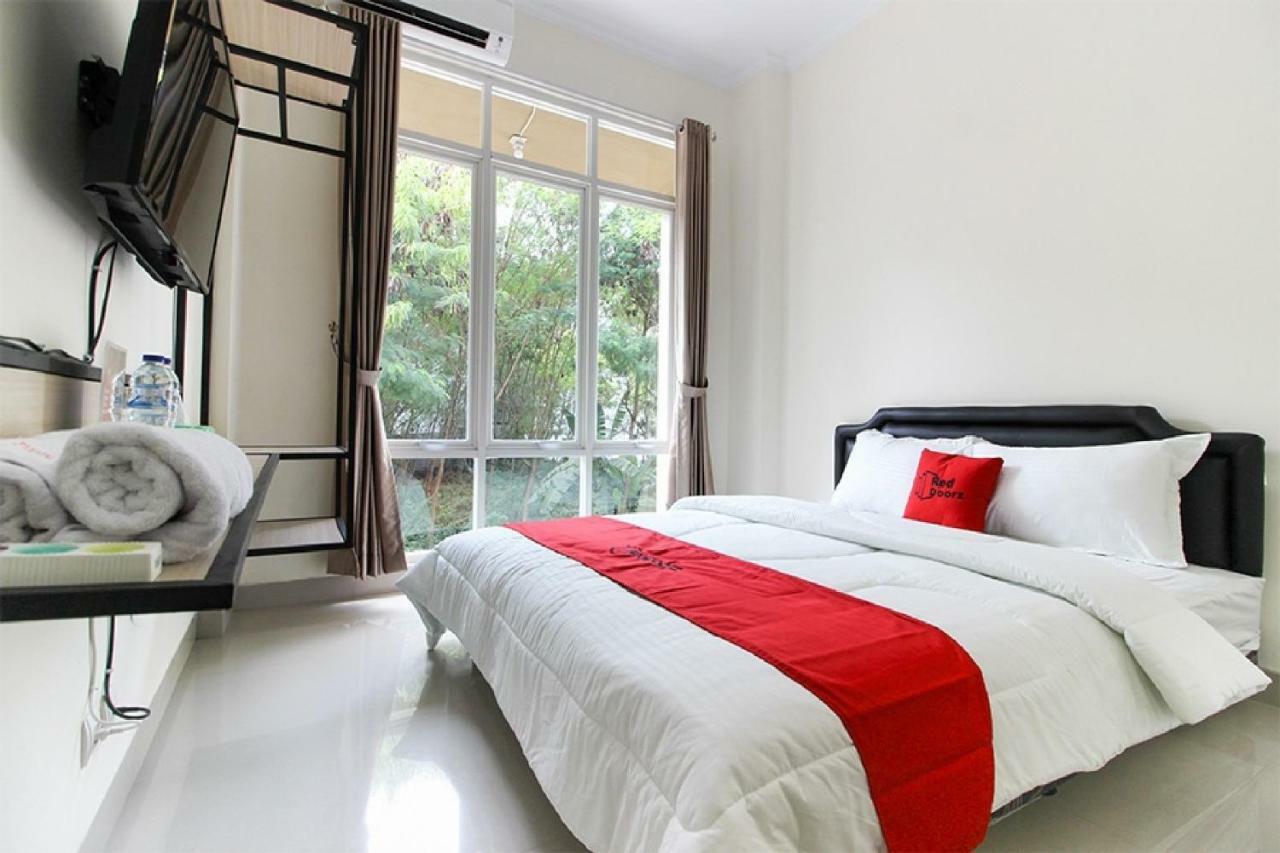 Reddoorz Near Jogja City Mall 3 Sleman  Exterior photo